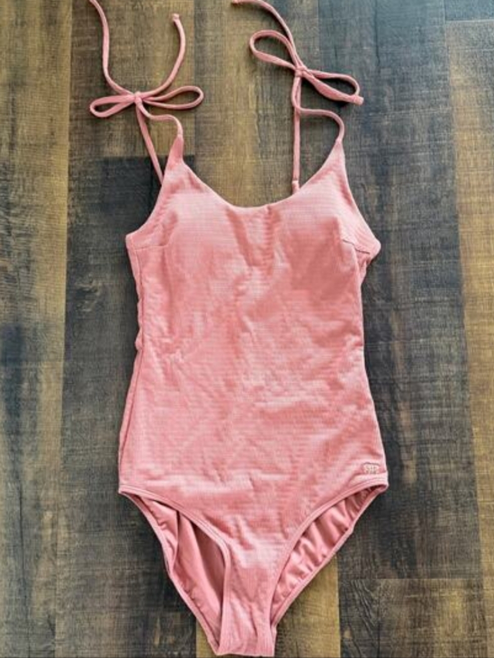 Albion Fit Pink Ribbed One-Piece Swimsuit L